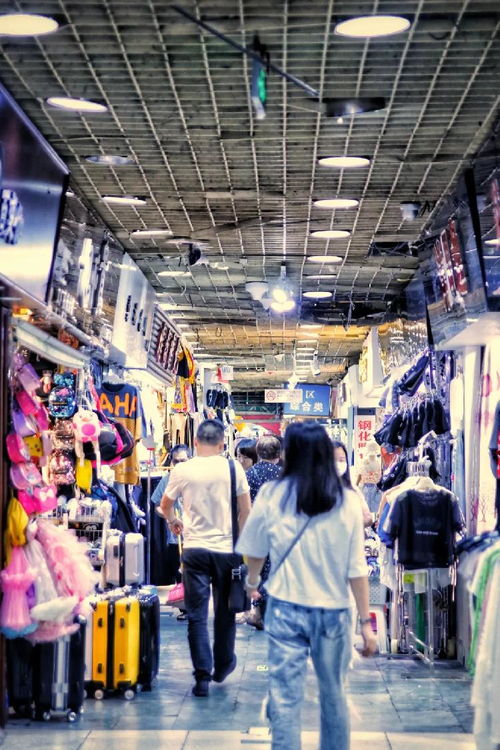 重慶這些個批發(fā)零售市場,物美價廉,好逛好耍
